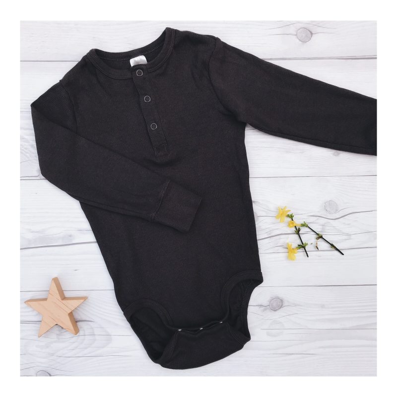 Long-sleeved baby bodysuit