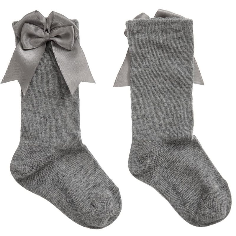 grey-ribbon-socks grey-ribbon-socks