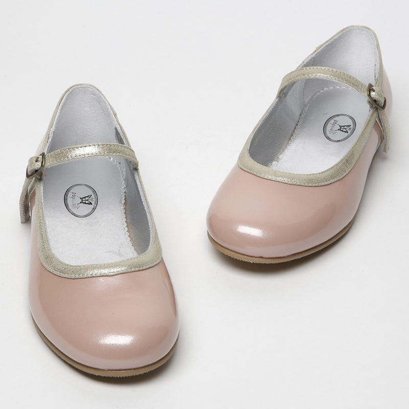 girls-pink-patent-shoes