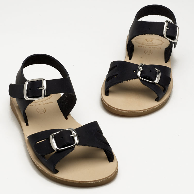 kids-navy-buckle-sandals