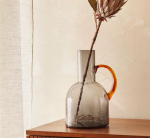 Glass vase