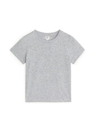 kids grey t-shirt