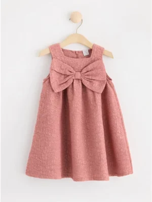 pink bow dress
