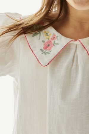 girls embroidered collar blouse
