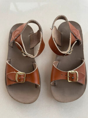 tan preloved saltwater sandals