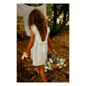 white lace girls dress