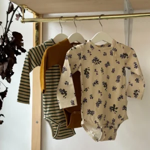 baby bodysuits