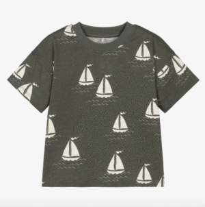 grey sailboat tee