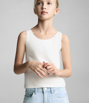 scallop detail tank top