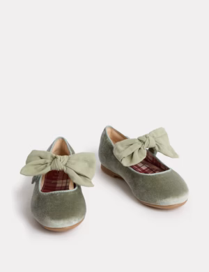 bow ballet shoes