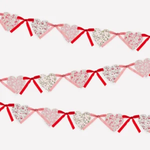 liberty heart garland